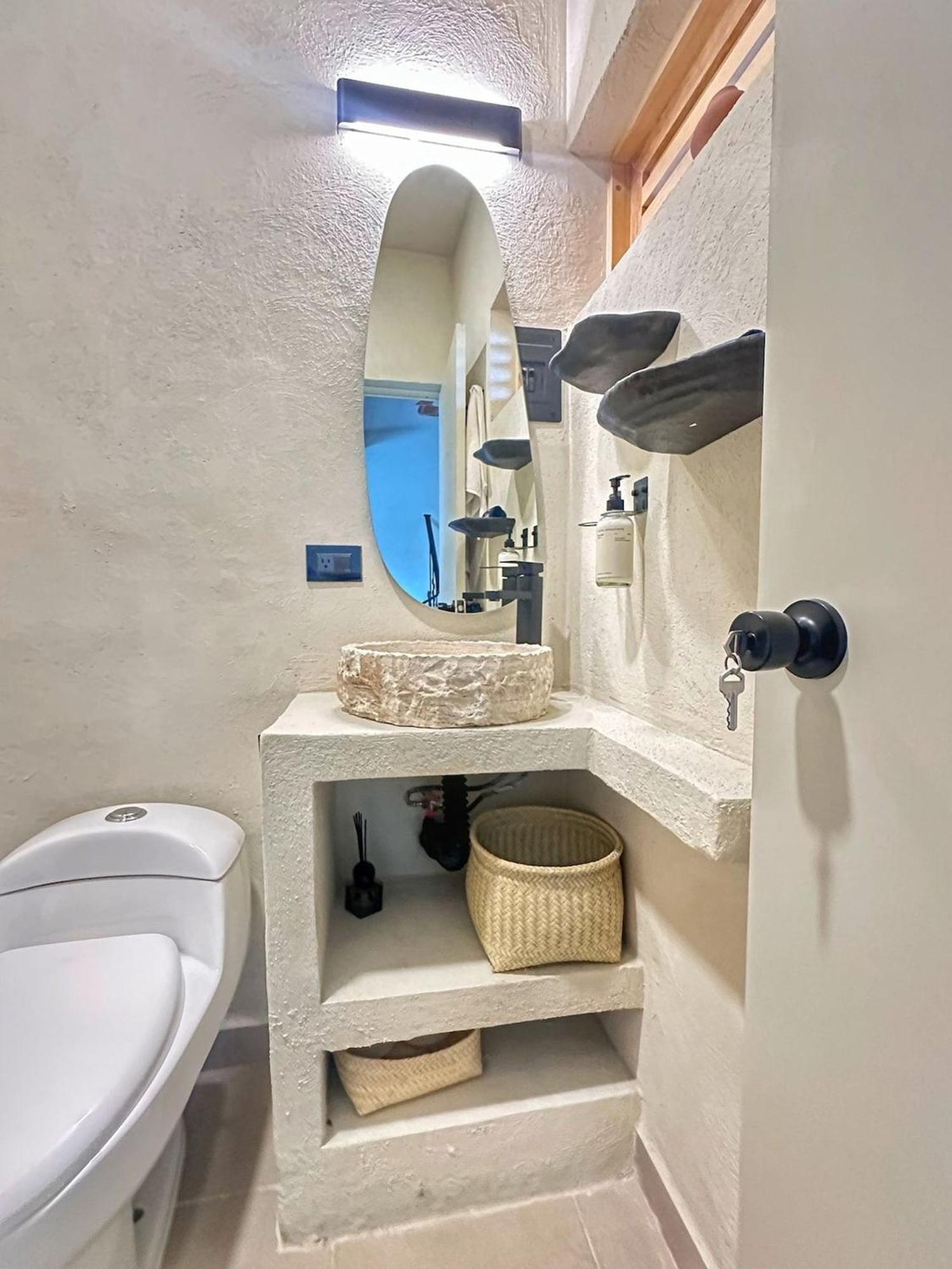 Casa Escorpion - - Handmade In - A/c - Patio - Rooftop - * Oaxaca