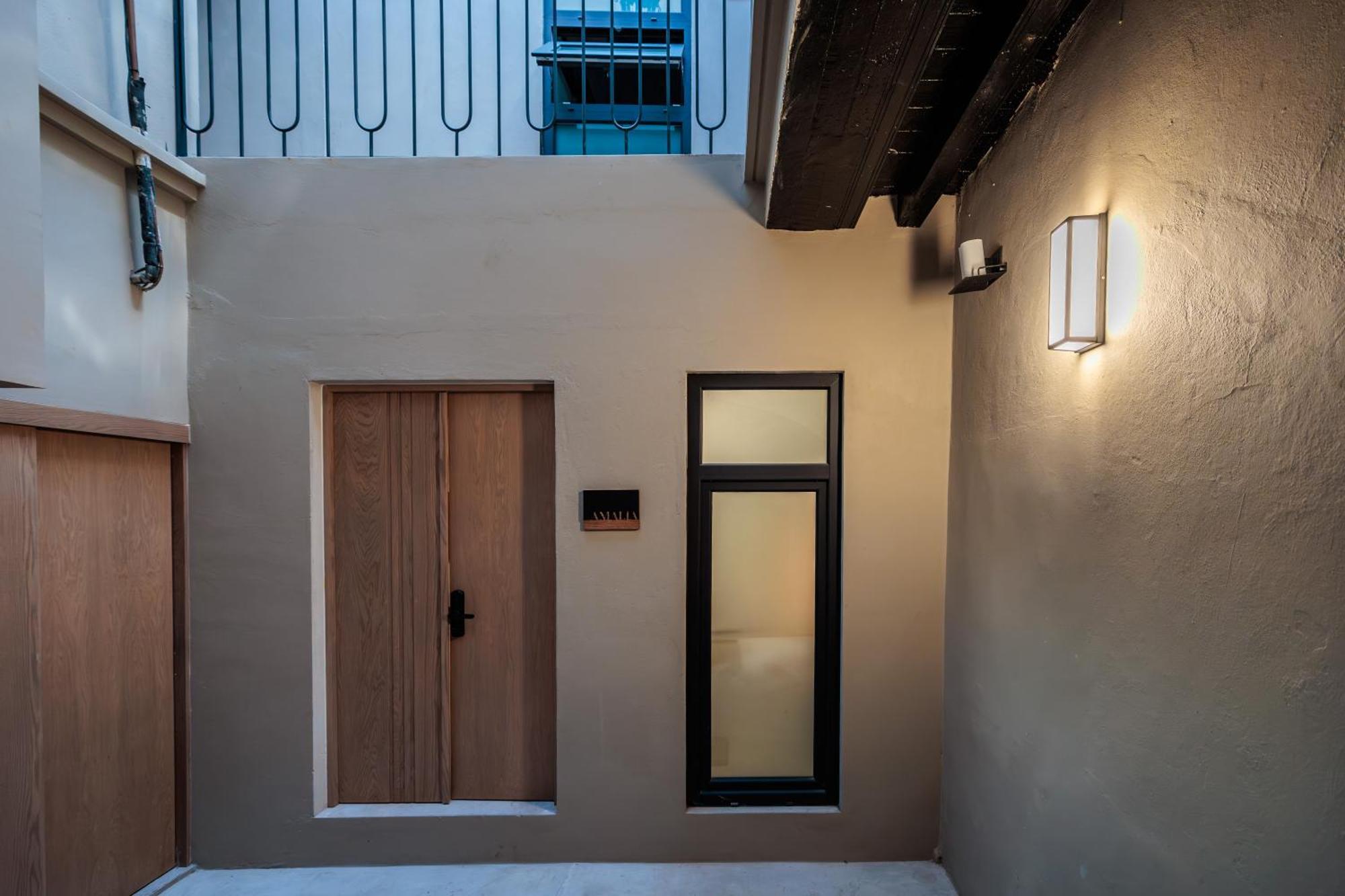 Casa 1800 Boutique Center Based *