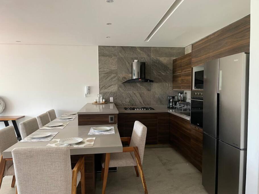 Apartamento Lovely 3 Bedroom With Rooftop