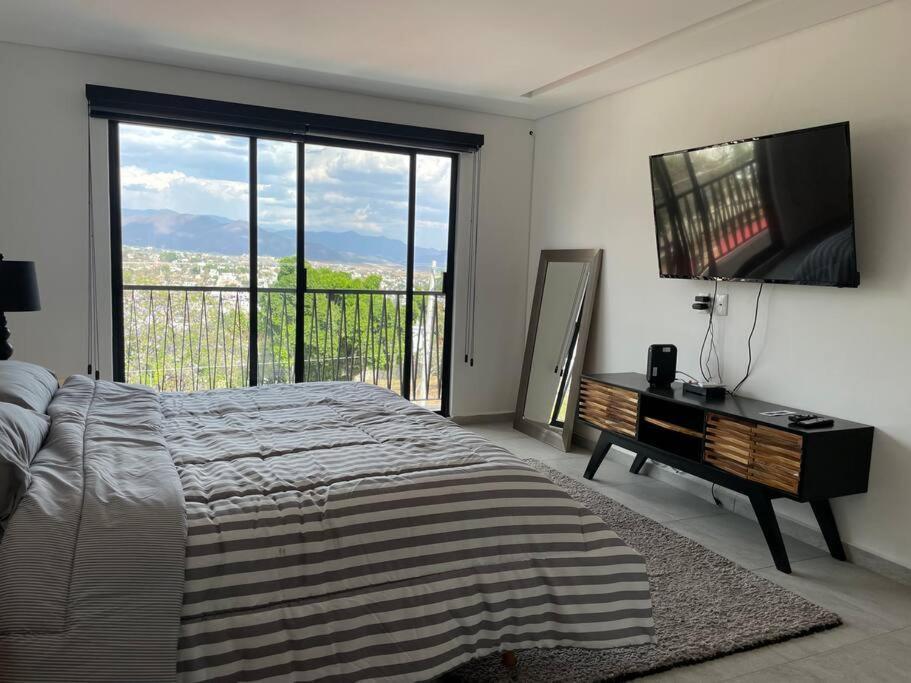Apartamento Lovely 3 Bedroom With Rooftop *