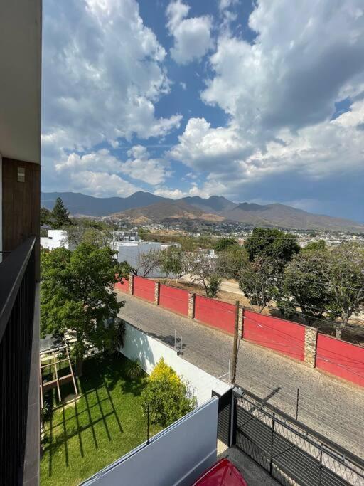 Lovely 3 Bedroom With Rooftop *