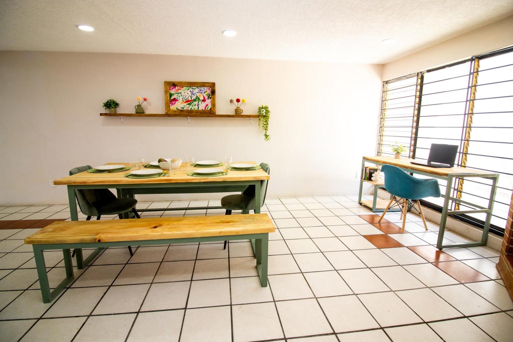 Sol Pool House *