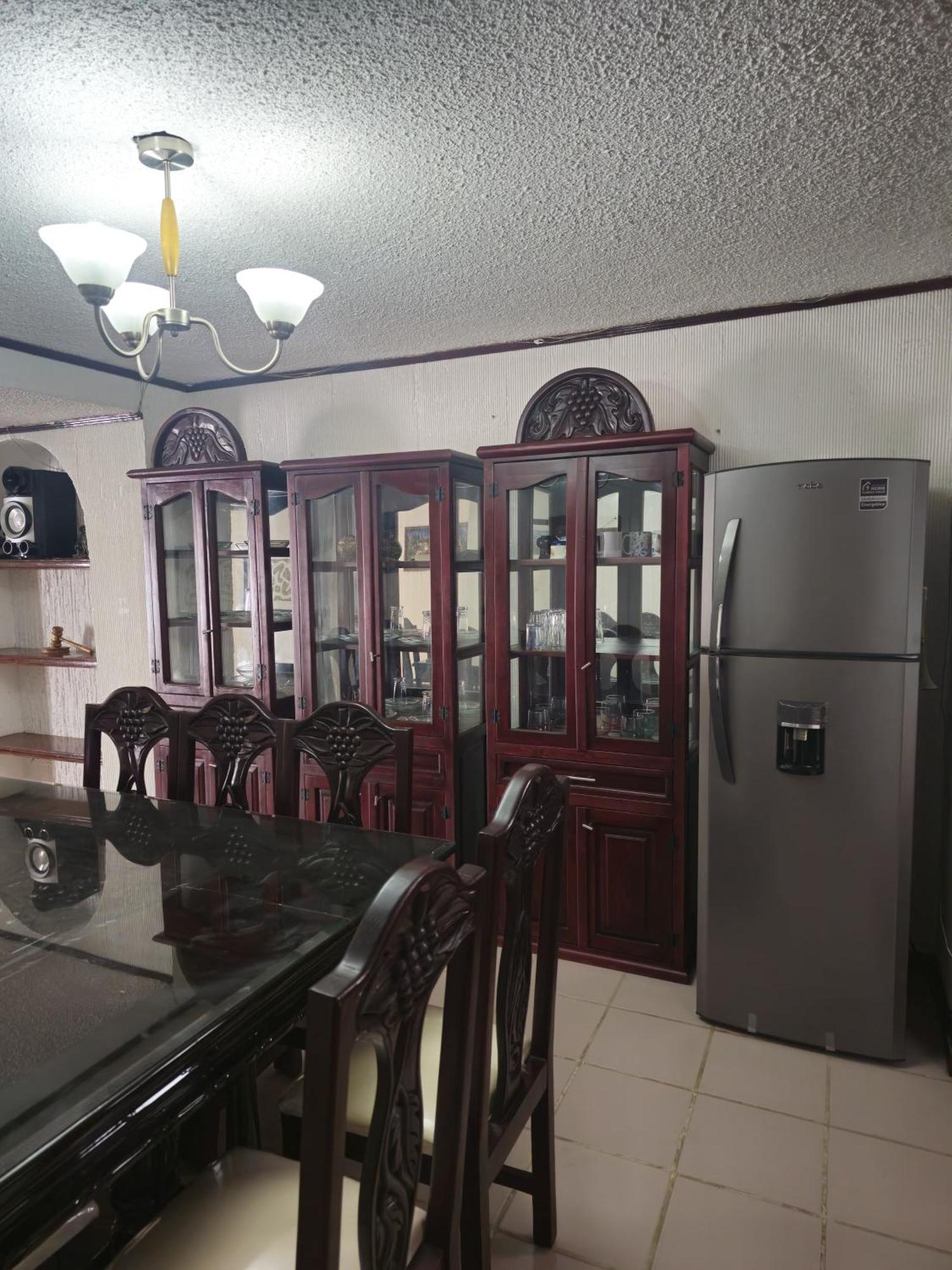 Casa En Zona Residencial *