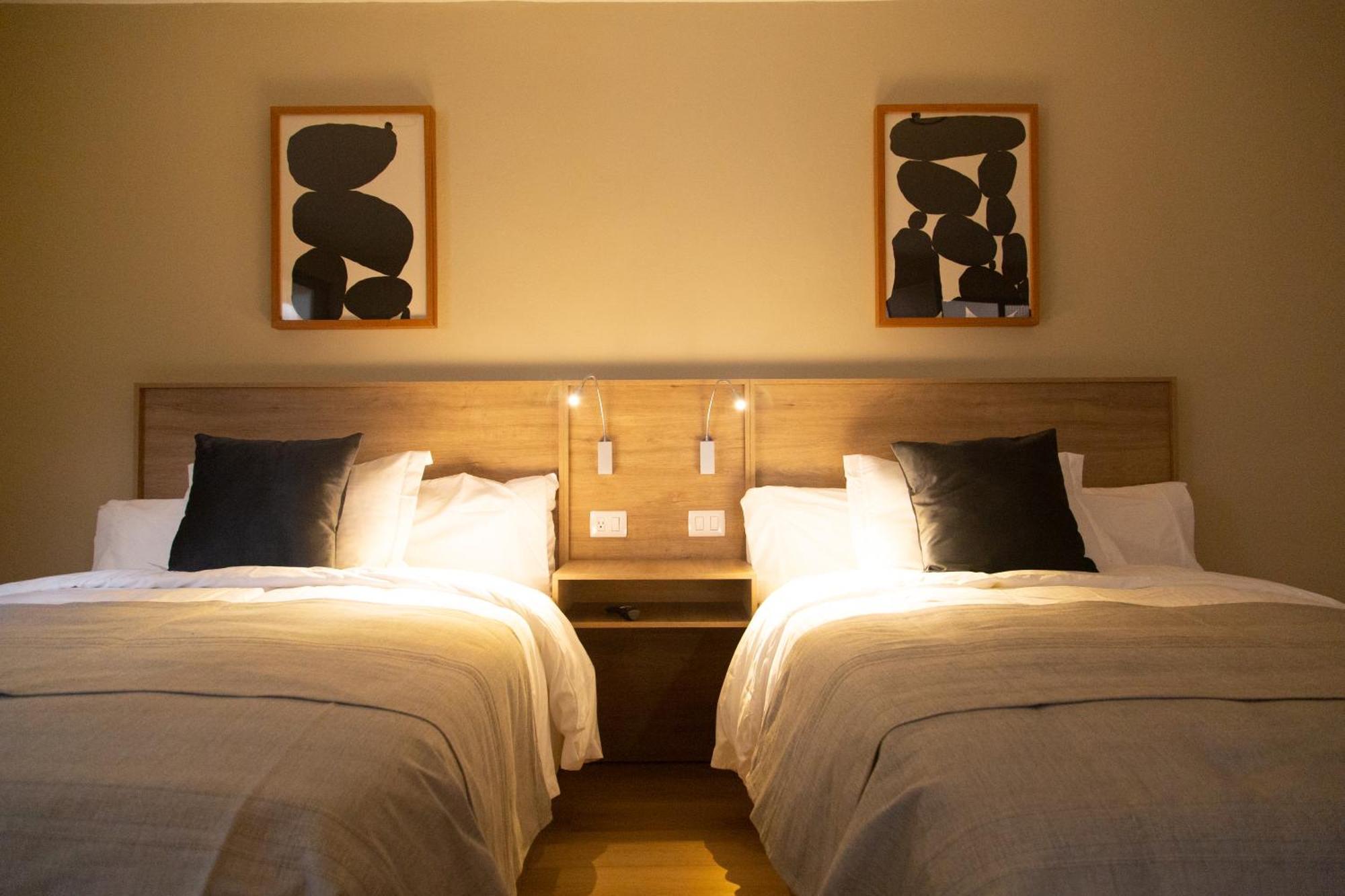 El Consuelo Hotel *