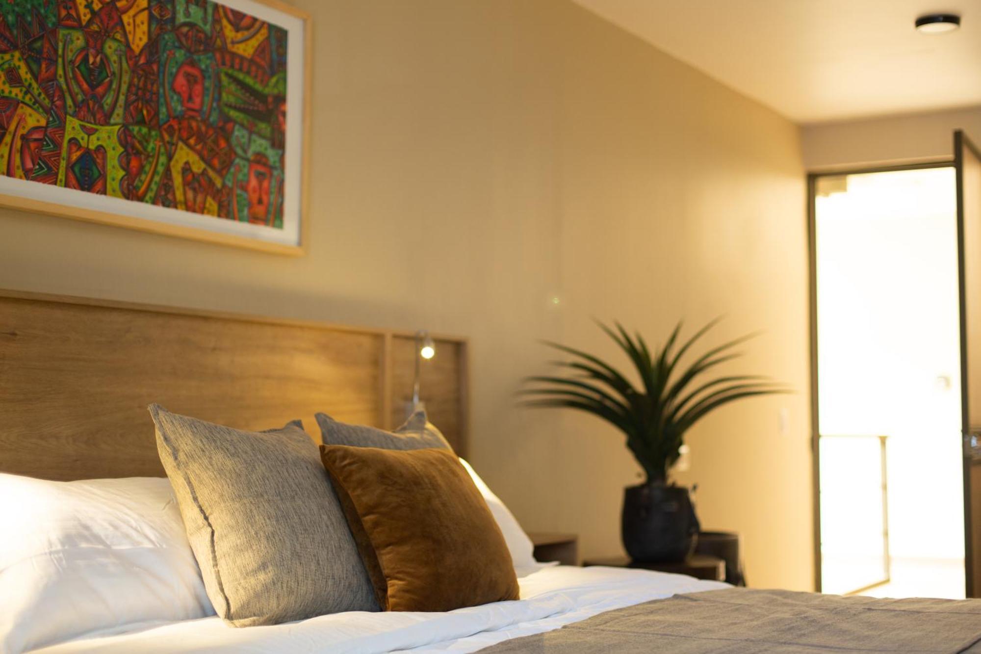 El Consuelo Hotel *