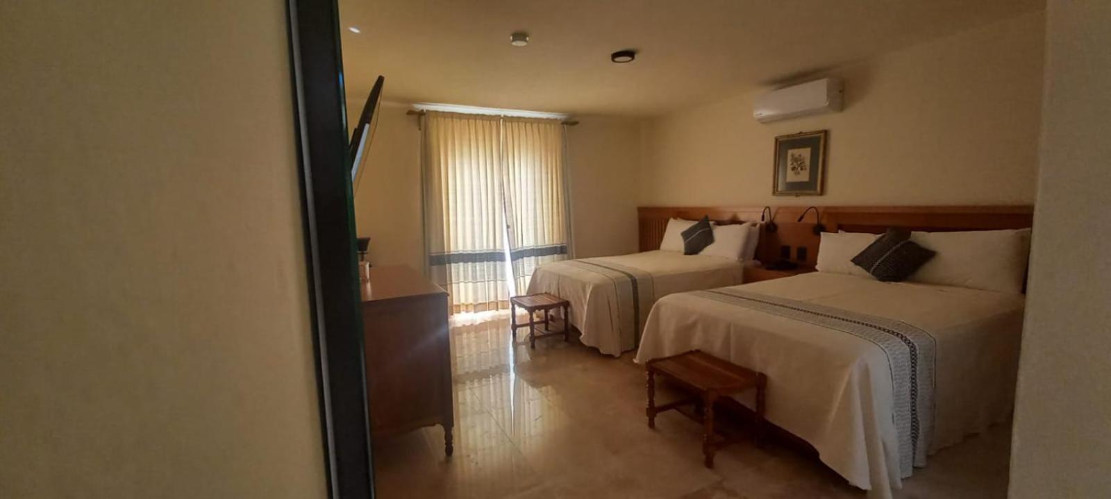 Hotel Marques Del Valle 3*