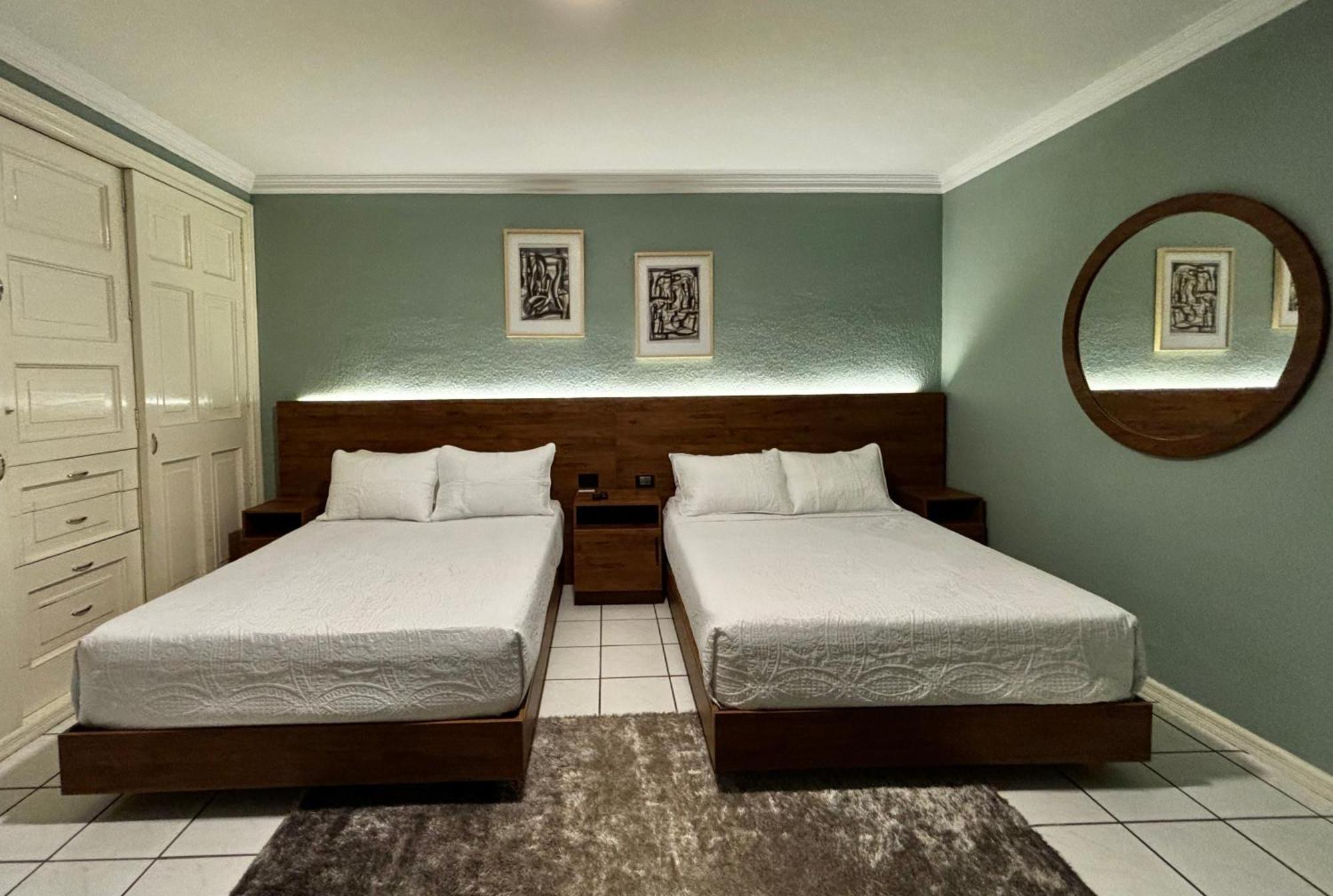 Casa Cantaros Boutique Hotel 4*