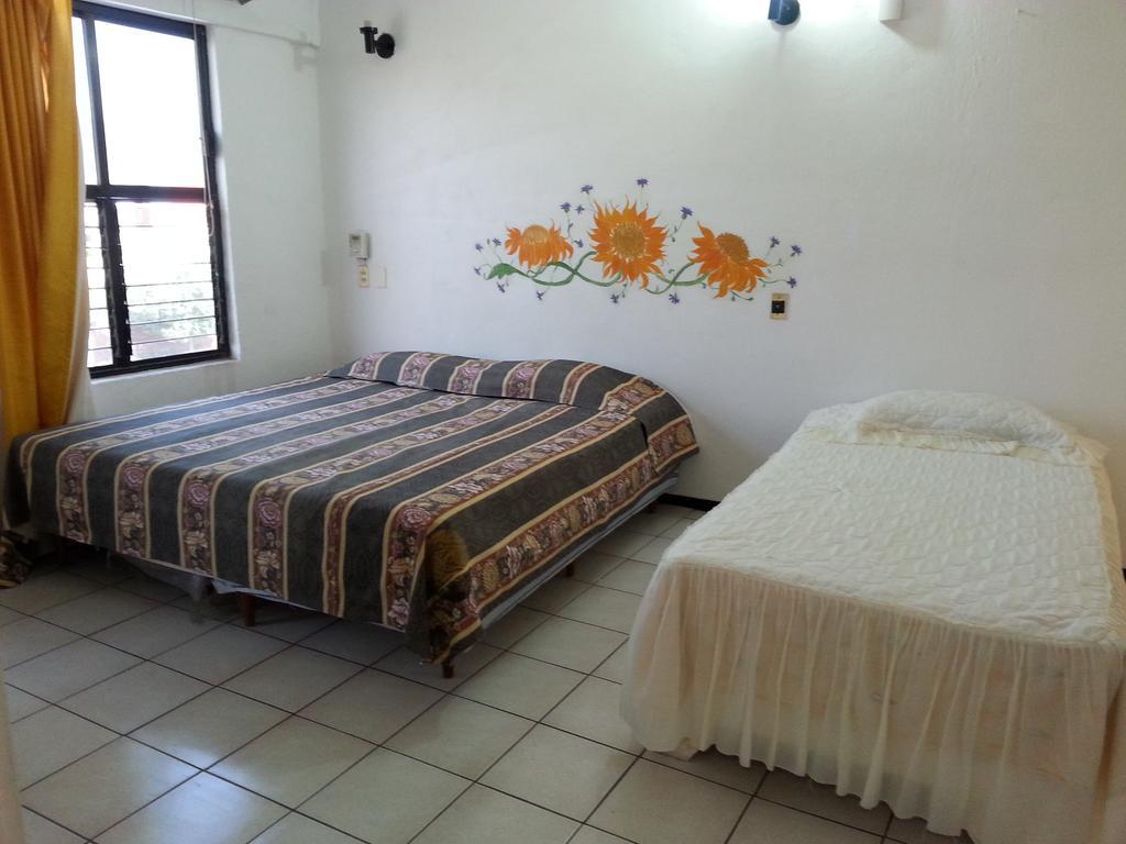 Hotel Tres Generaciones