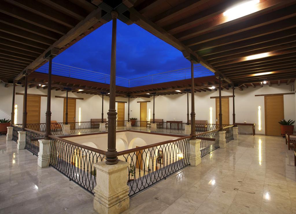 De Alcalá Hotel 4*