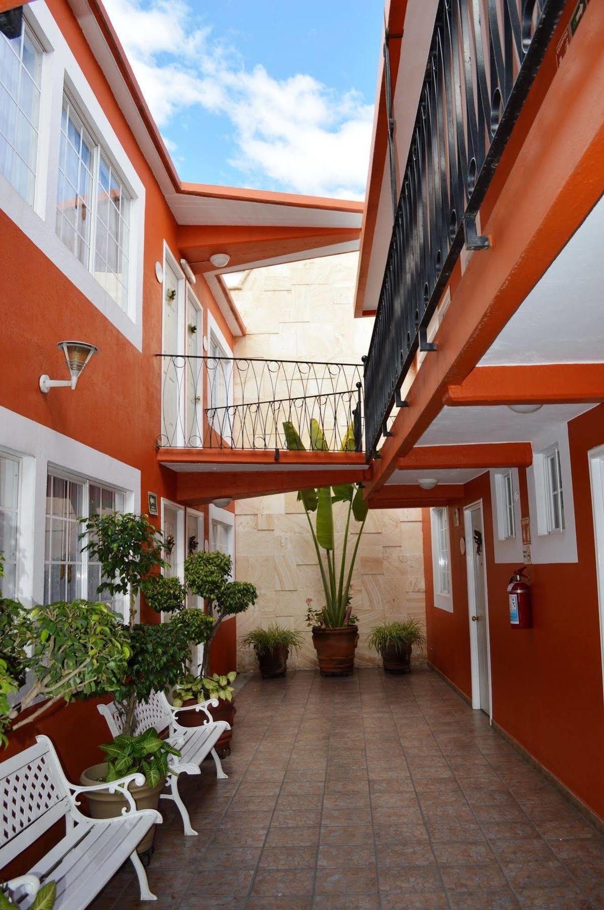 Hotel Camba