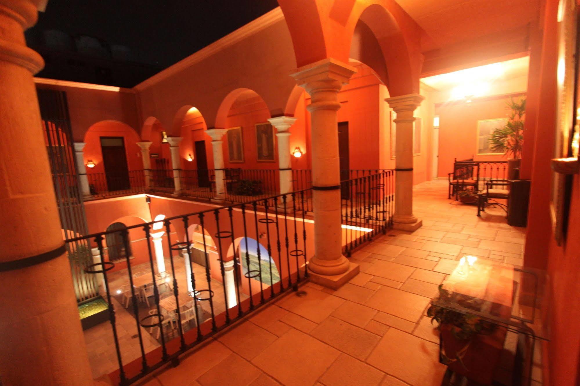 Hotel La Casona De Dos Patios 3*
