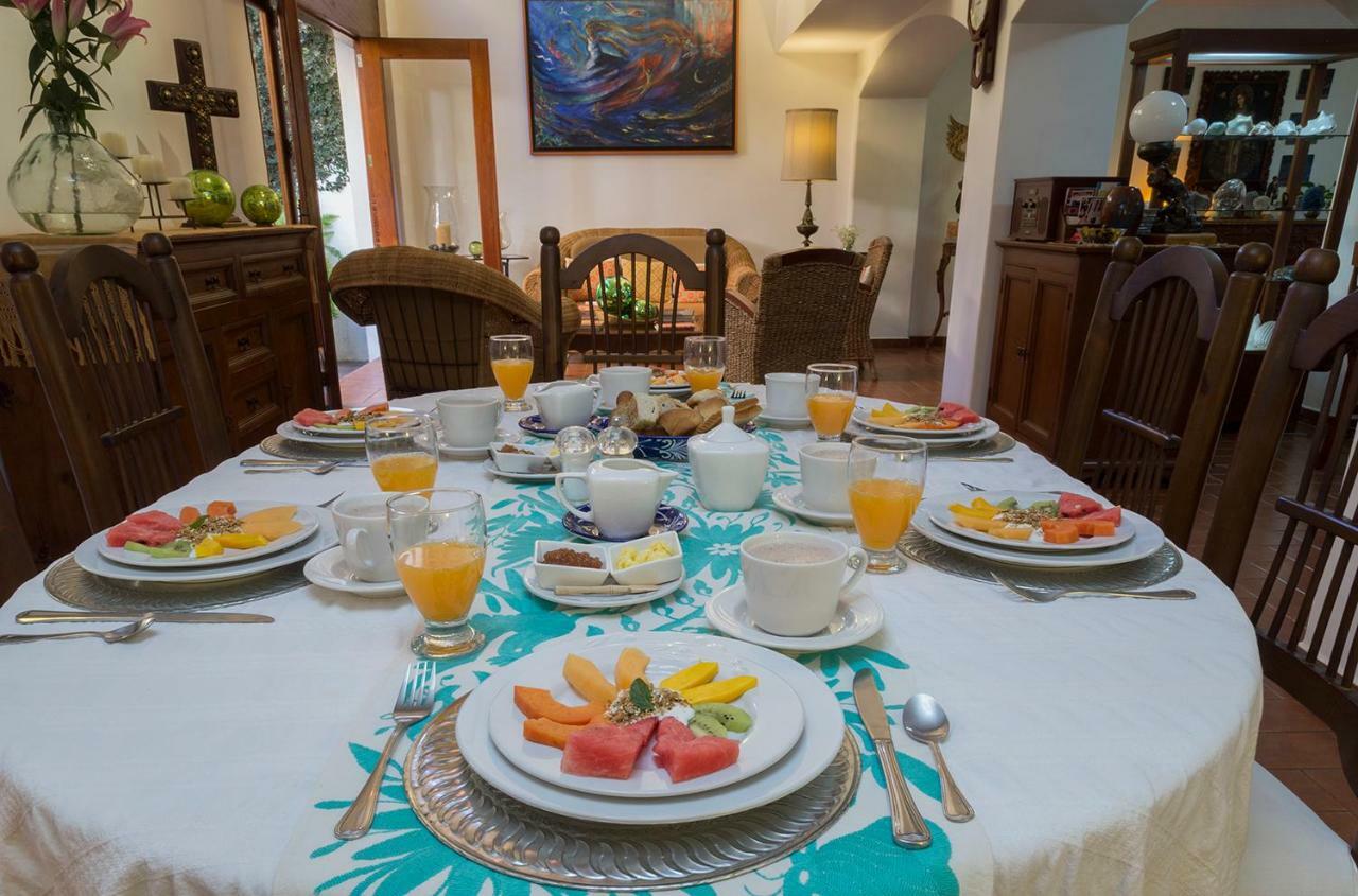 Estancia De Valencia Bed & Breakfast